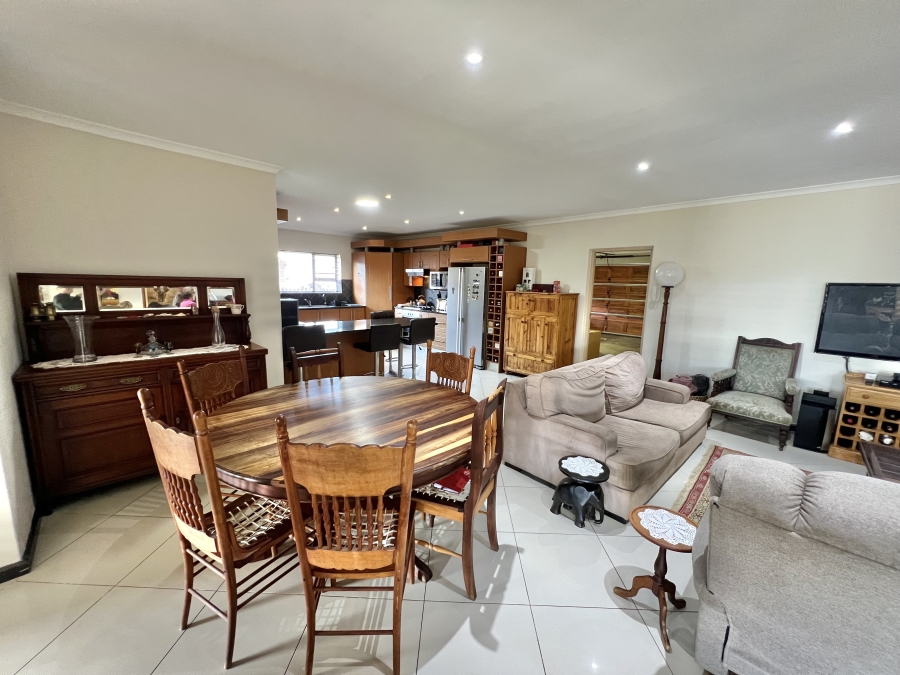 3 Bedroom Property for Sale in Noorsekloof Eastern Cape